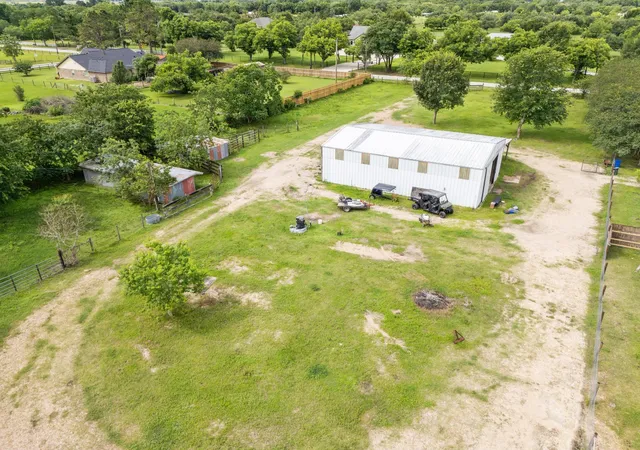 4th image of 4711 Baker Rd, Needville, TX 77461 | MLS# 31244152