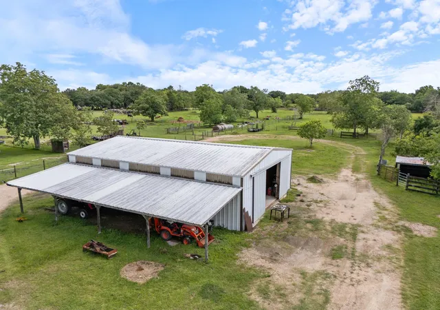 5th image of 4711 Baker Rd, Needville, TX 77461 | MLS# 31244152