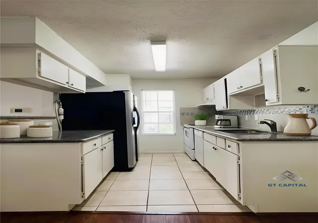 2nd image of 2750 Holly Hall St #1211, Houston, TX 77054 | MLS# 50402401