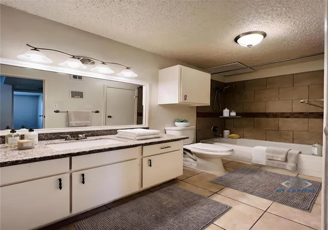 5th image of 2750 Holly Hall St #1211, Houston, TX 77054 | MLS# 50402401