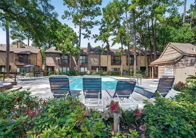 2nd image of 11711 Memorial Dr, Houston, TX 77024