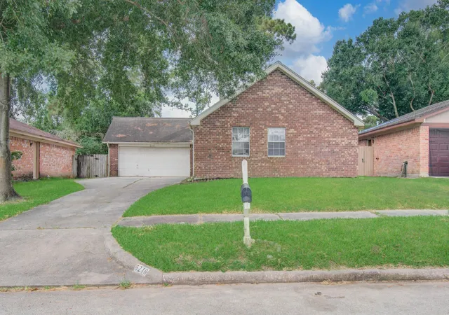 1st image of 6218 Forestgate Dr, Spring, TX 77373 | MLS# 30246241