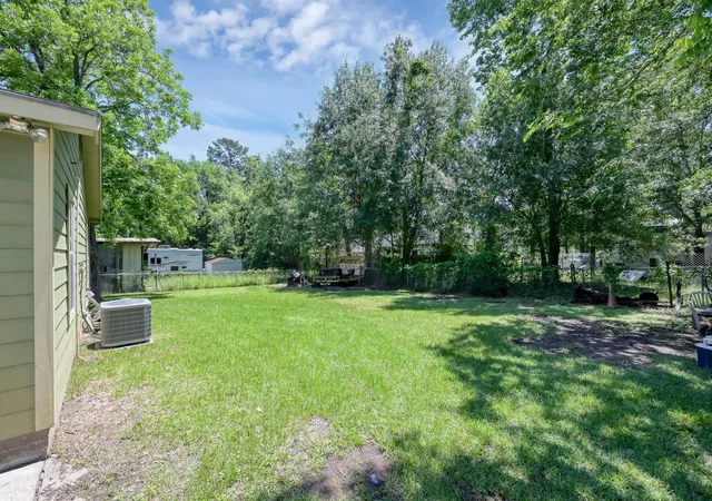 19th image of 805 Webb St, Conroe, TX 77301 | MLS# 23793924