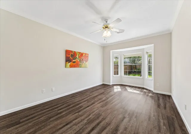 Photo 3 of Sale Pending at 11818 Orchard Mountain Dr, Houston, TX 77059 | MLS# 72084870 | Listing updated on 2026-08-14