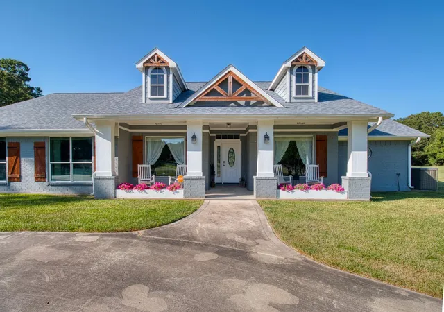 2nd image of 17282 Northcrest Cir, New Caney, TX 77357 | MLS# 24588668