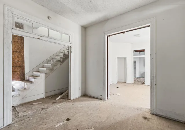 Photo 4 of Single family home for sale at 1109 29th Street, Galveston, TX 77550 | MLS# 92795551 | Listing updated on 2026-06-12