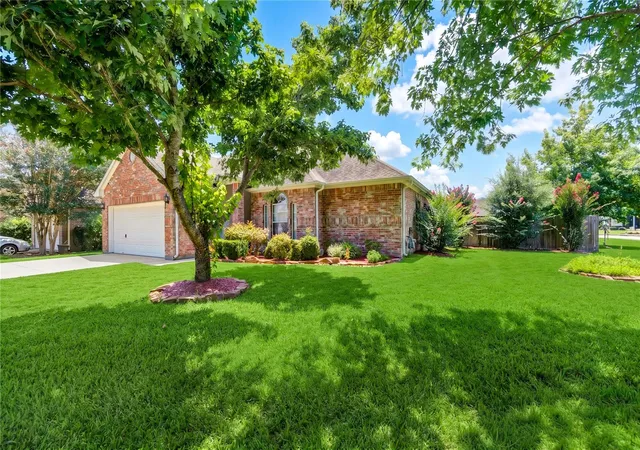 2nd image of 9227 Hidden Lake E, Magnolia, TX 77354 | MLS# 53610528
