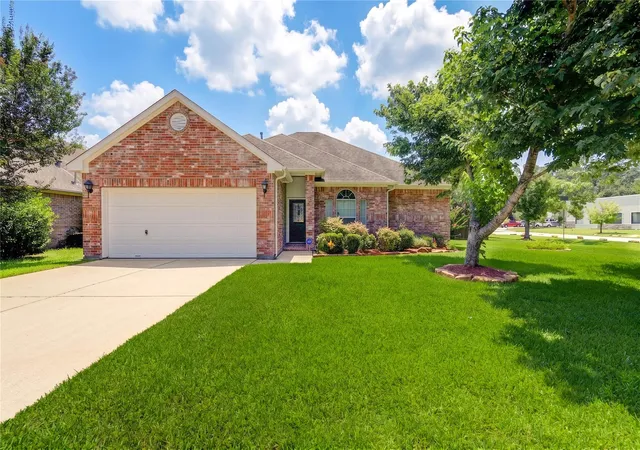 5th image of 9227 Hidden Lake E, Magnolia, TX 77354 | MLS# 53610528