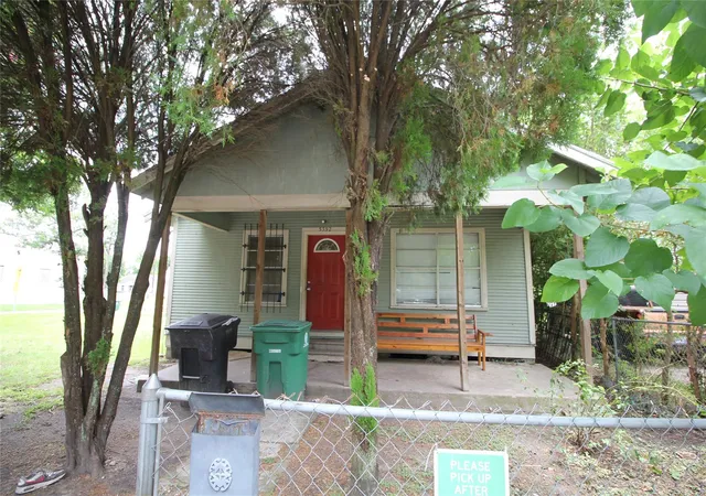 Photo 1 of Single family home for sale at 5352 Bell St, Houston, TX 77023 | MLS# 91022964 | Listing updated on 2026-07-16
