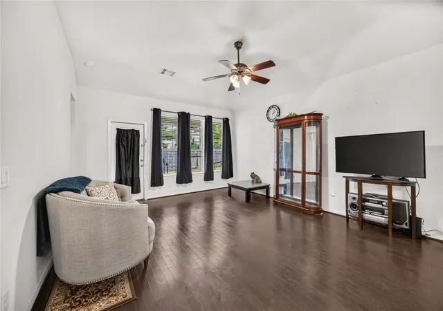 5th image of 16648 Conner Creek Ln, Houston, TX 77044 | MLS# 21277504