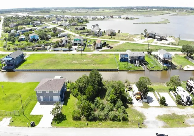 Photo 3 of Land for sale at O Schlitz, Hitchcock, TX 77563 | MLS# 64038181 | Listing updated on 2026-09-21