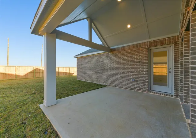 Photo 3 of Single family home for sale at 1525 Apache Hts Dr, Dayton, TX 77535 | MLS# 69069352 | Listing updated on 2026-10-09