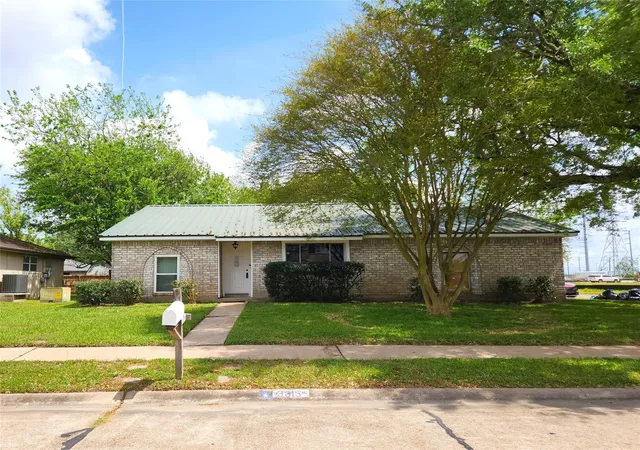Photo 1 of Single family home for sale at 3315 Ashwyne Ct, La Porte, TX 77571 | MLS# 63007879 | Listing updated on 2026-09-03