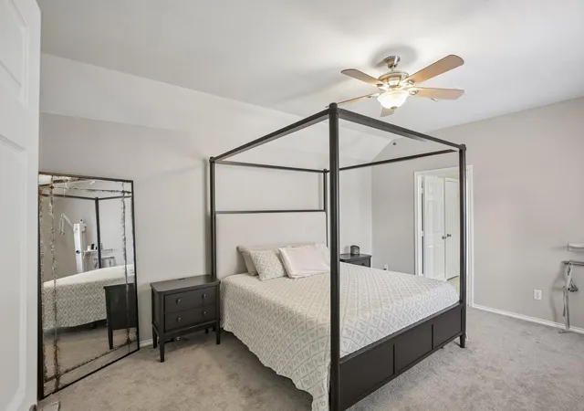 Photo 3 of Sale Pending at 2910 Laguna Shrs Ln, League City, TX 77573 | MLS# 38970678 | Listing updated on 2026-09-16