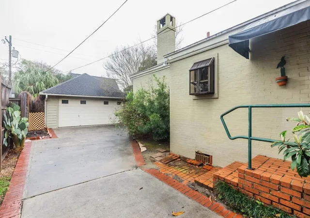 39th image of 606 22nd St, Beaumont, TX 77706 | MLS# 58310567