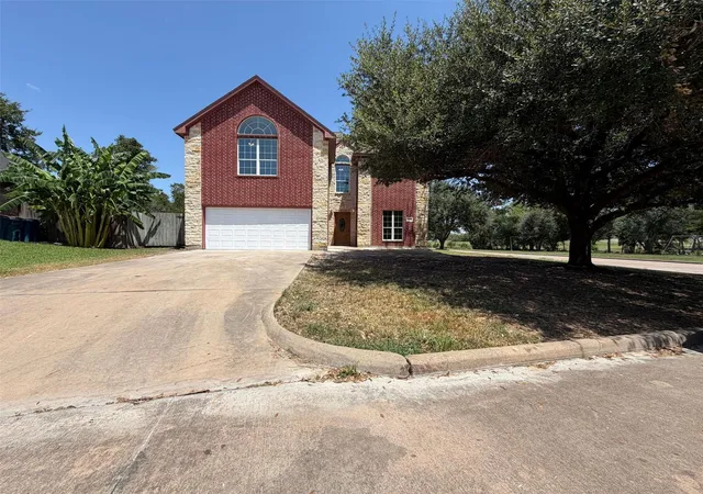 Photo 1 of Single family home for sale at 107 S Creek Dr, Bellville, TX 77418 | MLS# 48254741 | Listing updated on 2026-09-18