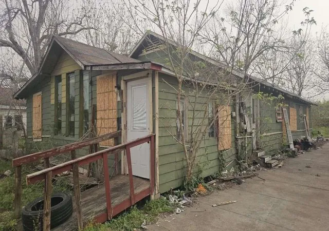 4th image of 3920 Wayne St, Houston, TX 77026 | MLS# 23149613