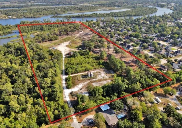 3rd image of 000 W Wallisville Rd, Highlands, TX 77562 | MLS# 72425889