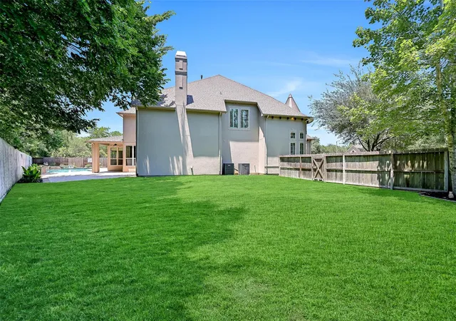43rd image of 2304 Halls Creek Ct, Friendswood, TX 77546 | MLS# 76150924