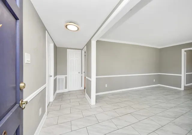 Photo 3 of Single family home for sale at 8119 Concho St, Houston, TX 77036 | MLS# 25448085 | Listing updated on 2026-09-12