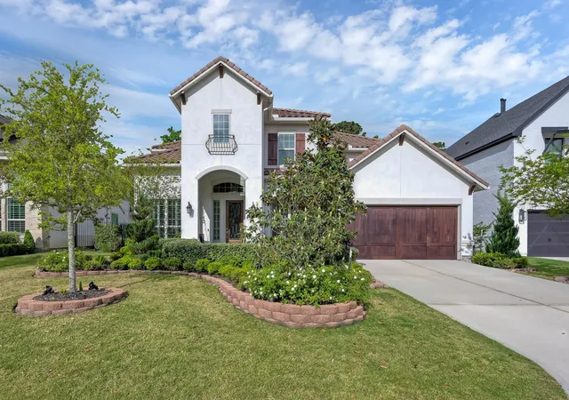 Homes for sale in Tomball, TX | 11 Floral Vista Dr, Tomball, TX 77375 | MLS# 54755094