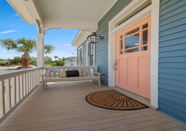 3rd image of 1123 32Nd St, Galveston, TX 77550 | MLS# 49176175