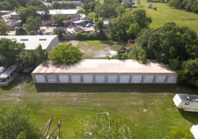 4th image of 5104 Hwy 3, Dickinson, TX 77539 | MLS# 67846023