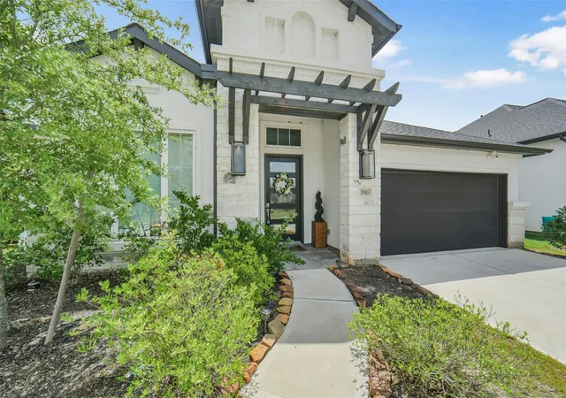 Photo 3 of Single family home for sale at 1910 Longcroft Ln, Katy, TX 77493 | MLS# 48206406 | Listing updated on 2026-09-14