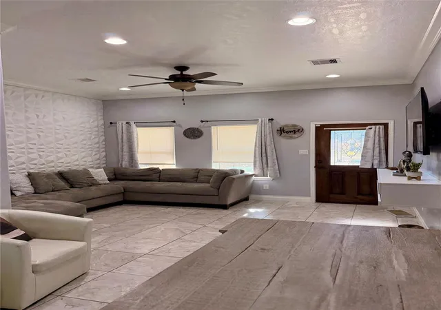 Photo 3 of Single family home for sale at 1119 Marleen St, Houston, TX 77034 | MLS# 72757172 | Listing updated on 2026-08-18
