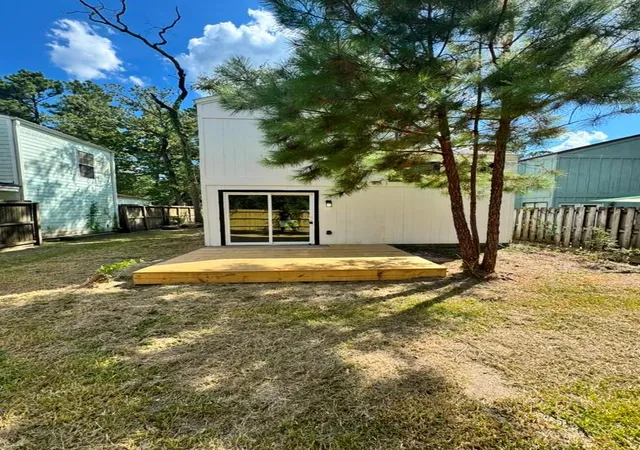 Photo 2 of Single family home for sale at 26608 Quail Ct, Huntsville, TX 77320 | MLS# 47568115 | Listing updated on 2026-09-02