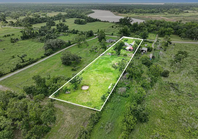 Homes for sale in Brazoria, TX | 7771 County Road 400, Brazoria, TX 77422 | MLS# 38110848