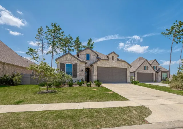 Photo 2 of Single family home for sale at 15714 Autumn Sun Ct, Conroe, TX 77302 | MLS# 62339167 | Listing updated on 2026-03-29