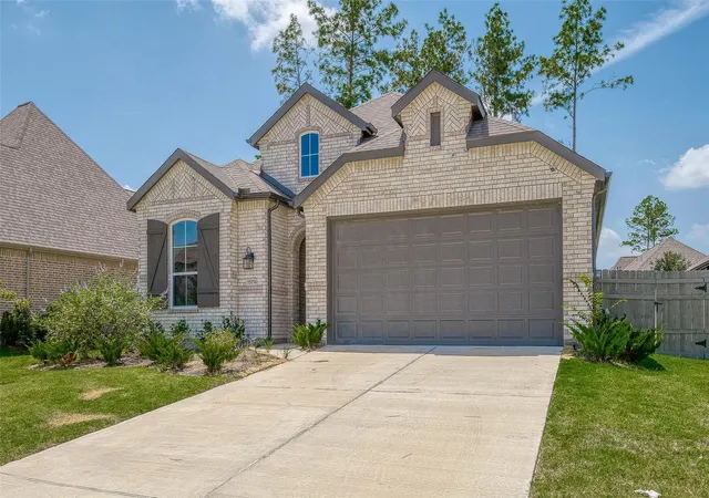 Photo 4 of Single family home for sale at 15714 Autumn Sun Ct, Conroe, TX 77302 | MLS# 62339167 | Listing updated on 2026-03-29