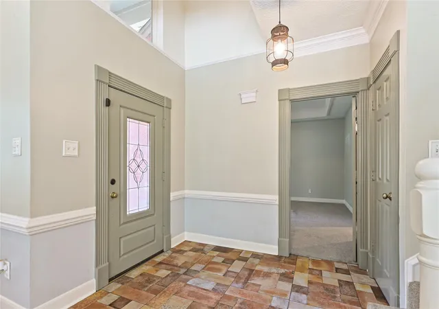 Photo 4 of Single family home for sale at 5522 Sycamore Crk Dr, Kingwood, TX 77345 | MLS# 76480365 | Listing updated on 2026-09-17