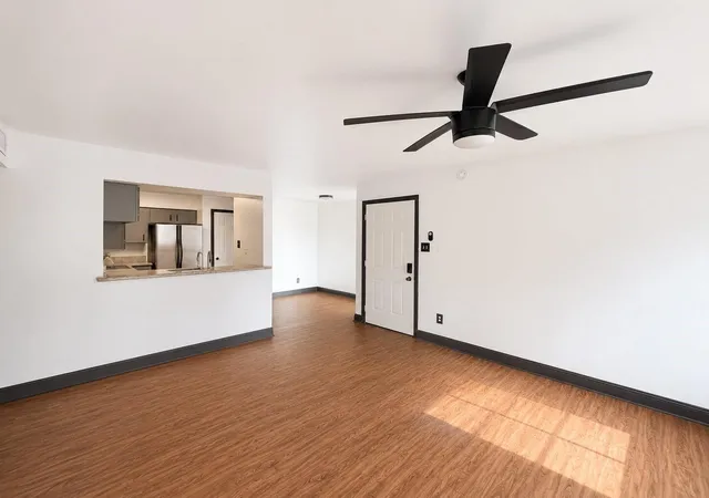 Photo 3 of Condo for sale at 10211 Sugar Branch Dr #414, Houston, TX 77036 | MLS# 11432961 | Listing updated on 2026-09-11