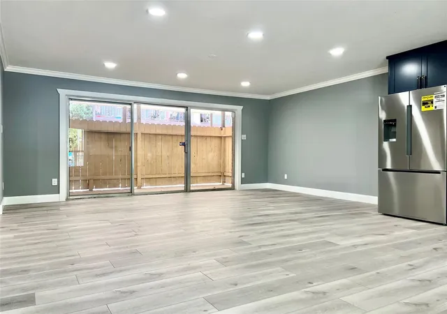 5th image of 2516 Commonwealth St #102, Houston, TX 77006 | MLS# 71582364