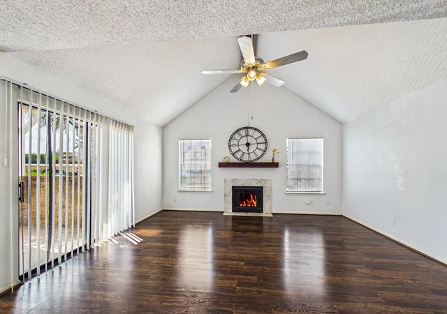 Photo 1 of Sale Pending at 2300 Old Spanish Trl #1117, Houston, TX 77054 | MLS# 92829229 | Listing updated on 2026-09-18