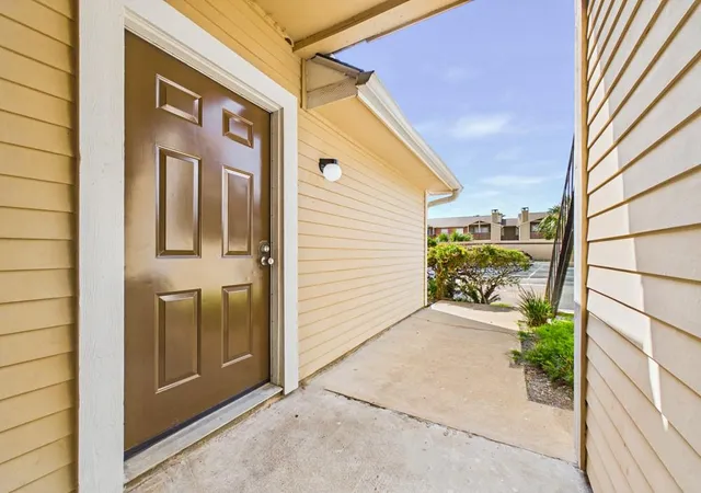 Photo 3 of Sale Pending at 2300 Old Spanish Trl #1117, Houston, TX 77054 | MLS# 92829229 | Listing updated on 2026-09-18