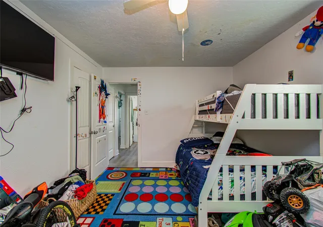 2nd image of 8134 Richland Dr, Houston, TX 77028