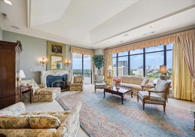 Photo 3 of Condo for sale at 2121 Kirby Dr #7NE, Houston, TX 77019 | MLS# 73055221 | Listing updated on 2026-09-08