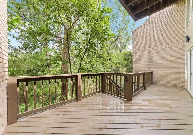 Photo 3 of Townhouse for sale at 9374 Briar Forest Dr, Houston, TX 77063 | MLS# 27789498 | Listing updated on 2026-09-19