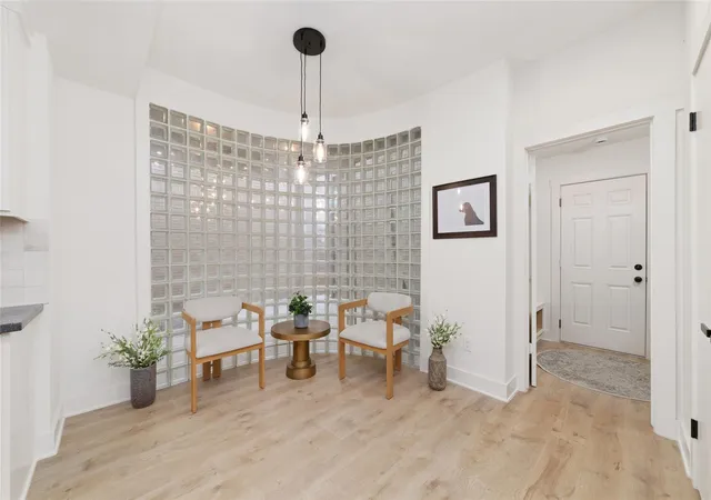 Photo 4 of Townhouse for sale at 9374 Briar Forest Dr, Houston, TX 77063 | MLS# 27789498 | Listing updated on 2026-09-19