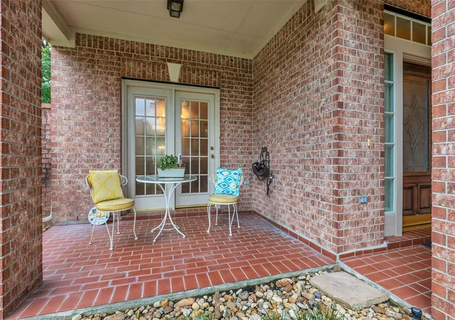 Homes for sale in The Woodlands, TX | 65 W Sienna Pl, The Woodlands, TX 77382 | MLS# 57185877