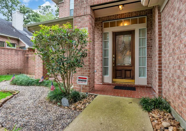 Homes for sale in The Woodlands, TX | 65 W Sienna Pl, The Woodlands, TX 77382 | MLS# 57185877