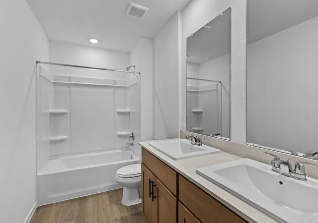Photo 4 of Single family home for sale at 22010 Vernazza Bnd Dr, Hockley, TX 77447 | MLS# 35898733 | Listing updated on 2026-10-20
