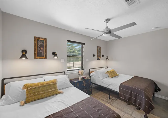 4th image of 7541 Halamicek Loop, Fayetteville, TX 78940 | MLS# 19417551