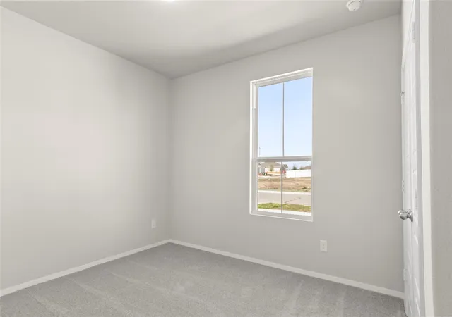 Photo 3 of Single family home for sale at 303 Fawn Hl Ln, Sealy, TX 77474 | MLS# 18256995 | Listing updated on 2026-09-16