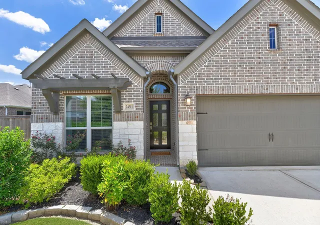 2nd image of 24511 Songlark Bend Dr, Tomball, TX 77375 | MLS# 47829801