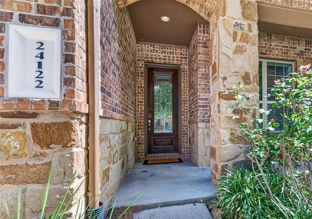 4th image of 24122 Valencia Ridge Ln, Katy, TX 77494 | MLS# 81204994
