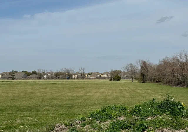 Photo 4 of Land for sale at 0 E Wallisville Rd, Baytown, TX 77521 | MLS# 25078654 | Listing updated on 2026-07-31